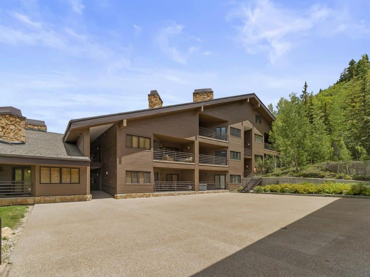 Gorgeous 1Br Steps From Lifts With Private Hot Tub Villa Park City Exterior photo